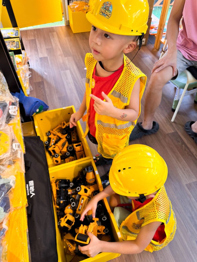 Dig Dig Land at Jurong Play Grounds: Outdoor Construction Play for Kids Who Love Diggers img 3874