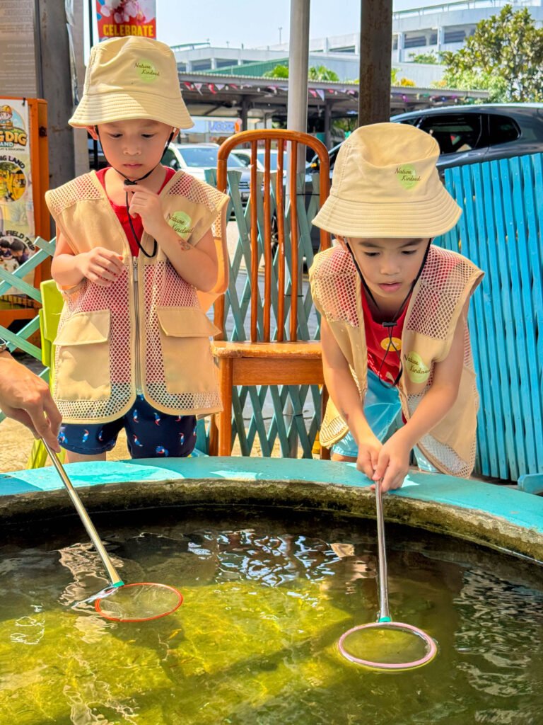 Fishing Experience at Jurong Play Grounds: Kid-Friendly Fish Catching & DIY Fish Tank Fun img 3904
