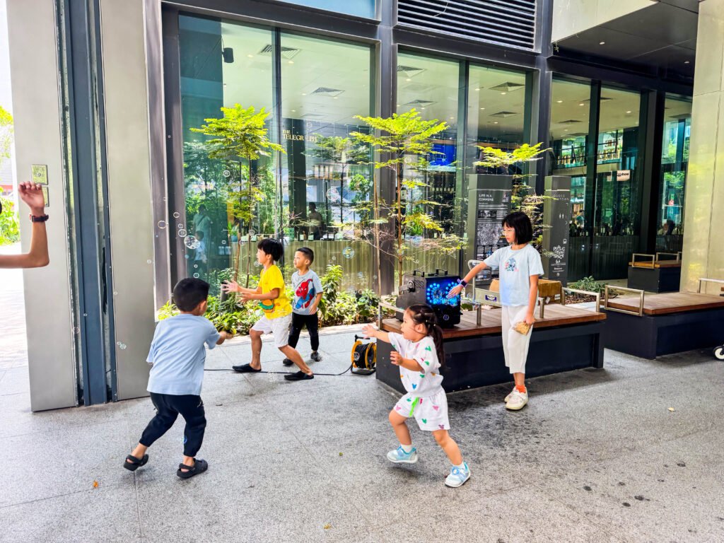 Guoco Midtown: Free Popcorn, Candy Floss, Bubble Machines & Playgrounds All Weekend img 6200