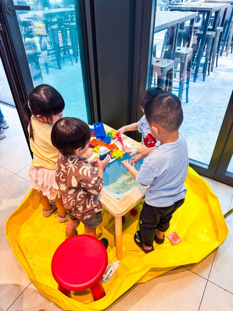 Guoco Midtown: Free Popcorn, Candy Floss, Bubble Machines & Playgrounds All Weekend img 6270