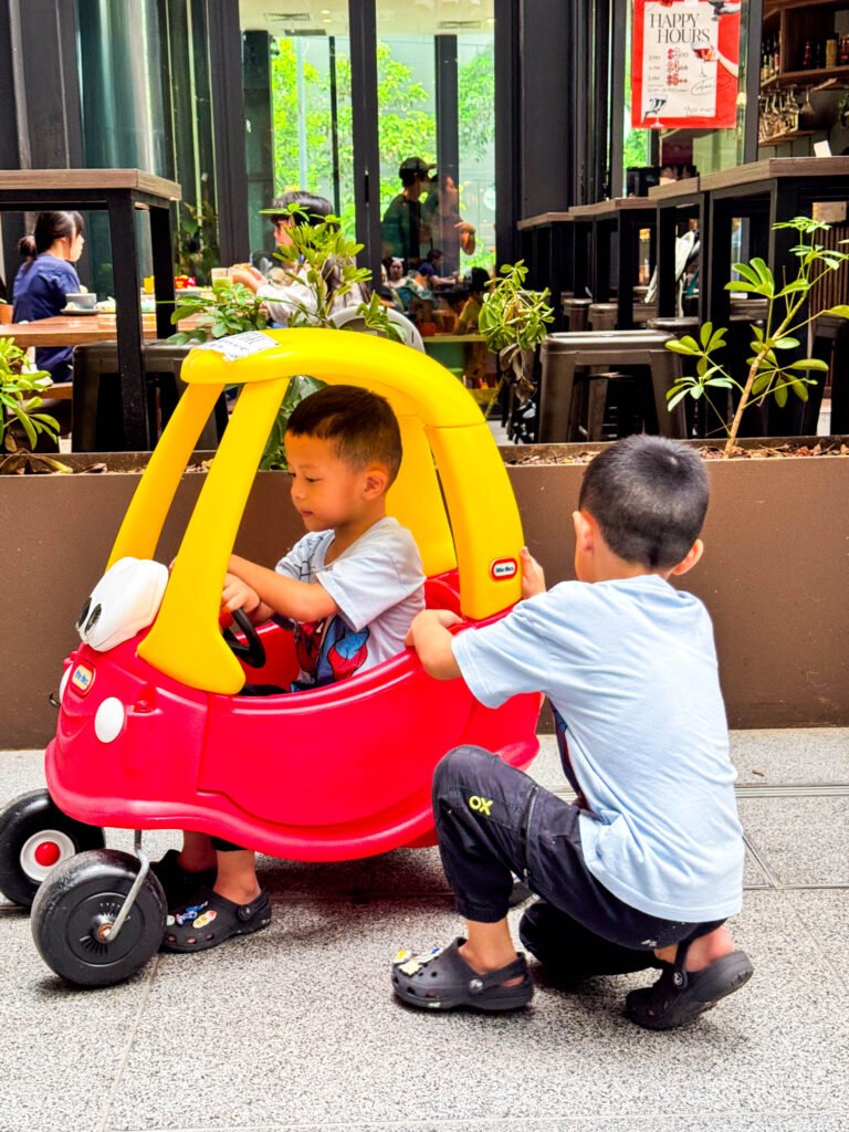 Guoco Midtown: Free Popcorn, Candy Floss, Bubble Machines & Playgrounds All Weekend img 6279