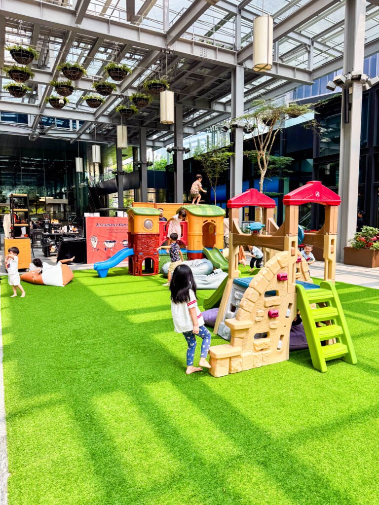 Guoco Midtown: Free Popcorn, Candy Floss, Bubble Machines & Playgrounds All Weekend img 6283