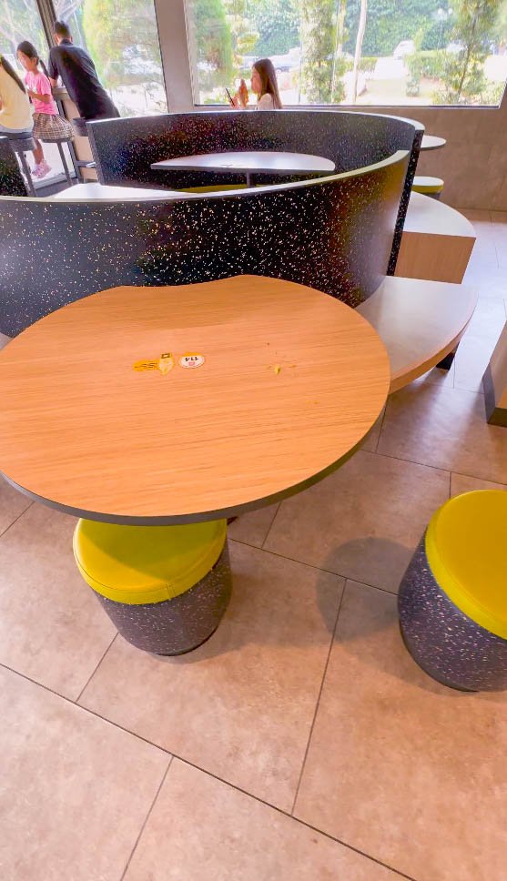 McDonald's Queensway: Most Beautiful McDonald's in SG, with Indoor Play Area iscreen shoter google chrome 260911093238